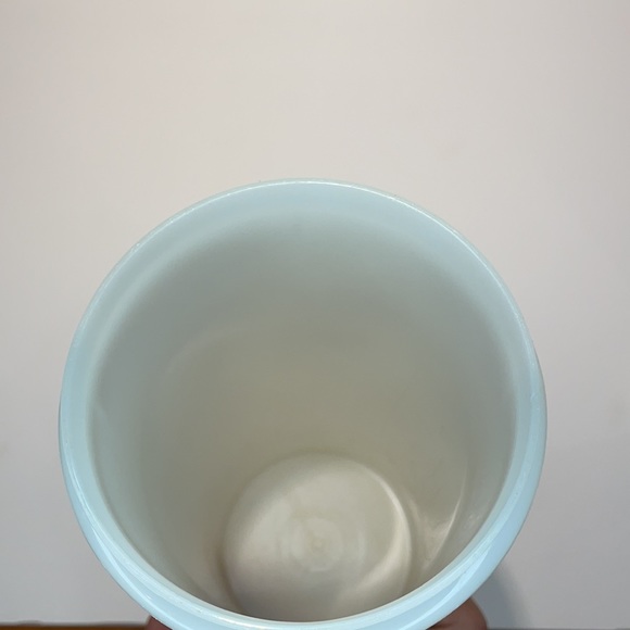 Vintage Tupperware 32 OZ? Tumbler with lid. Made in USA - Picture 4 of 4